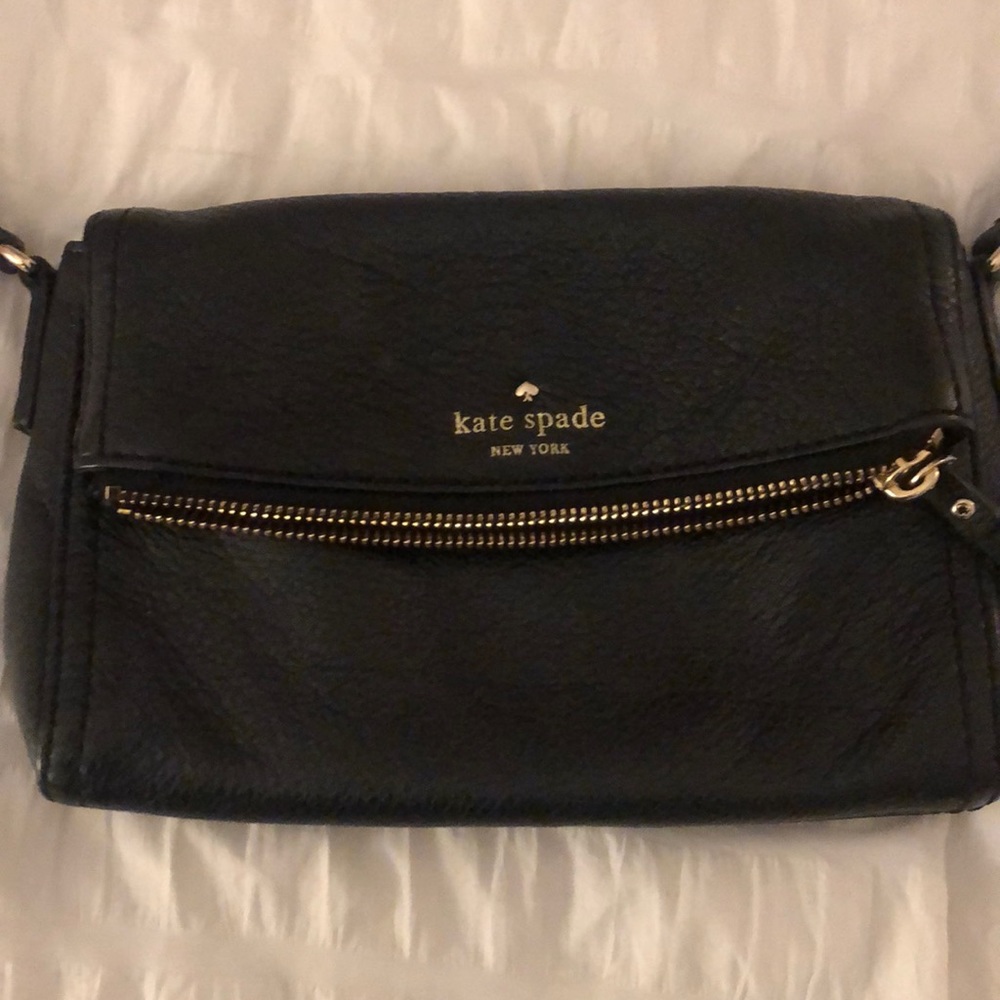 Black crossbody leather bag